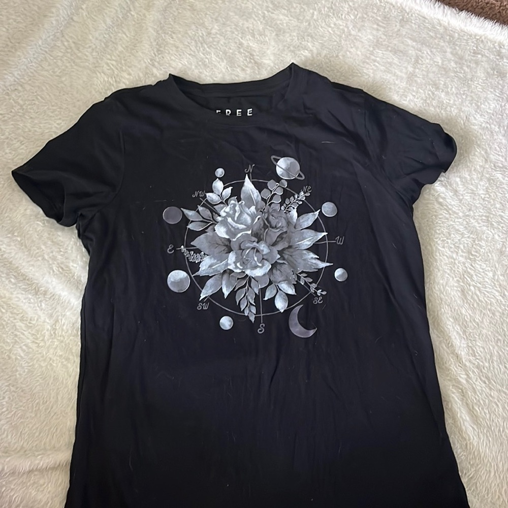 girls tshirt extra large